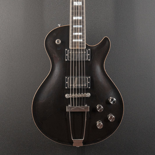 Macon Carved Top - Metallic Black