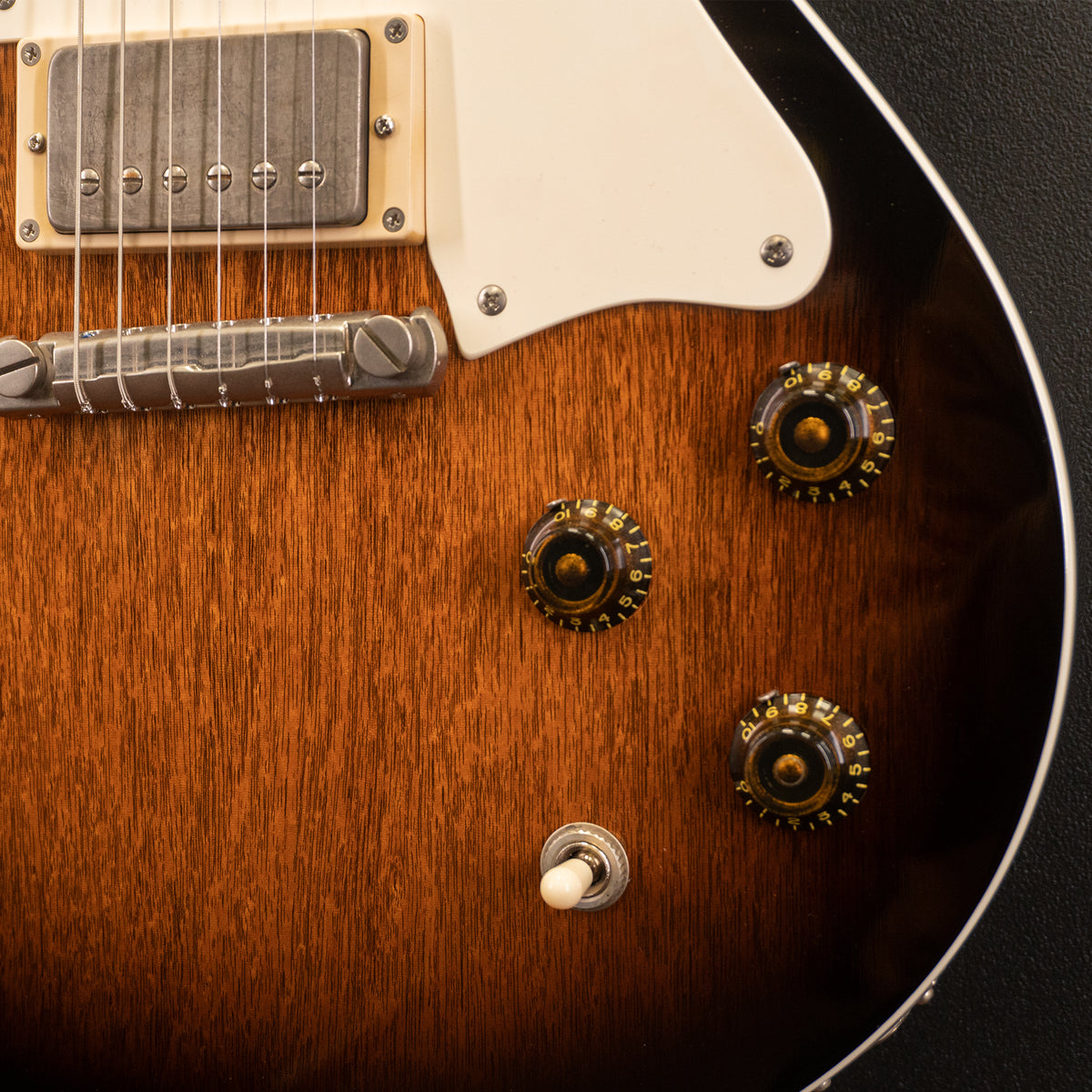 Macon Vintage DC - 2-Tone Burst